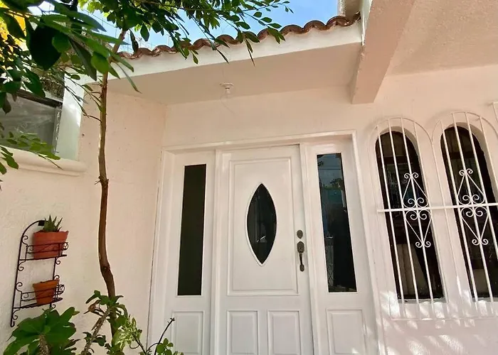 Casa Maria.-Casa Completa
